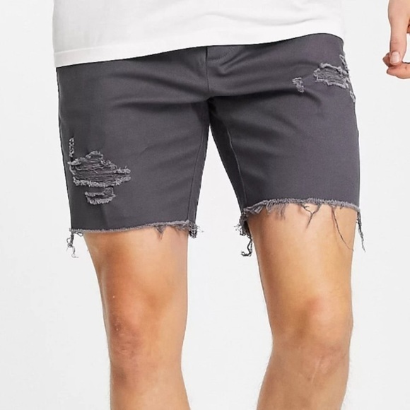ASOS DESIGN SKINNY SHORTS DISTRESSED GRAY RAW HEM SIZE 34 - Picture 9 of 10